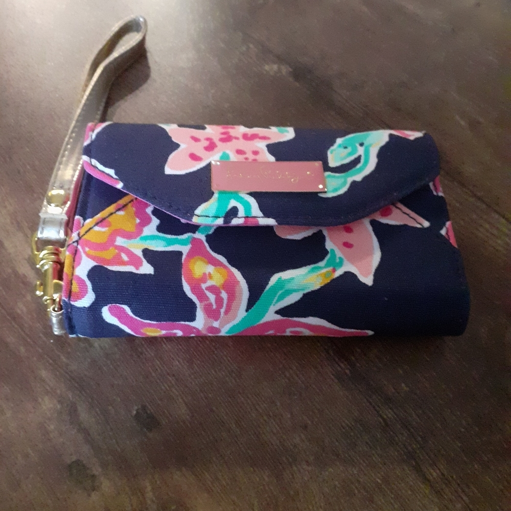 Lilly Pulitzer Ring Me Up Wristlet Hotty Pink Mini Case for iPhone 3, 4, 4S - Picture 2 of 8